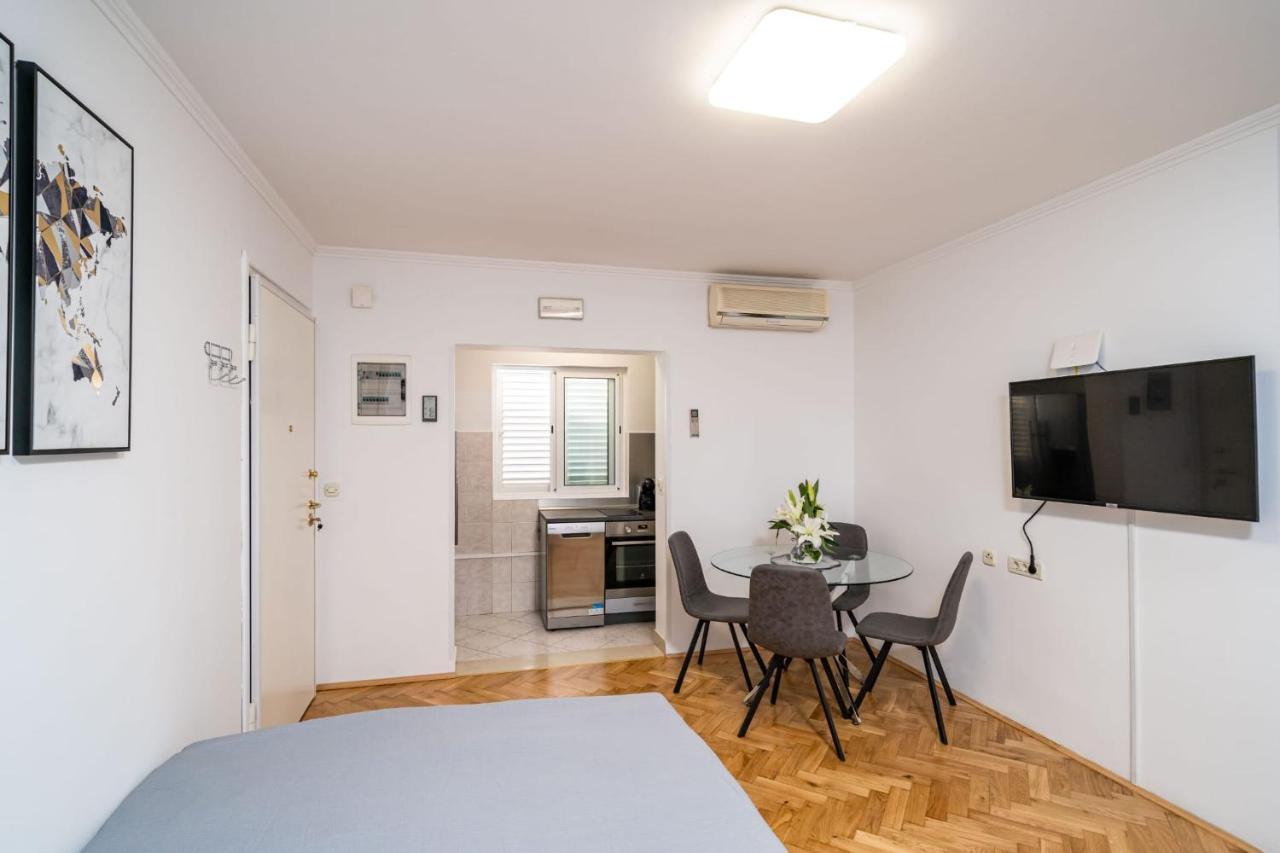 Apartman Knego With Parking 杜布罗夫尼克 外观 照片